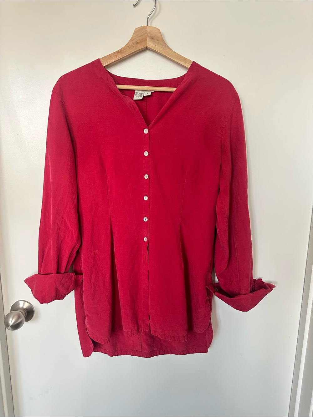 Ann Taylor 100% Silk Red Long-Sleeve Button-Down Blouse